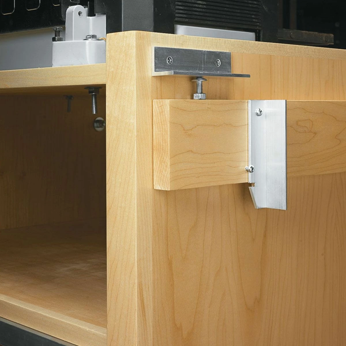 Woodsmith Mobile Planer Stand Standard Plan & Premium Shop Drawings 4 Woodsmith Mobile Planer Stand Standard Plan & Premium Shop Drawings - Image 4