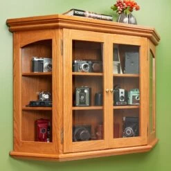 Woodsmith Elegant Curio Cabinet Plan