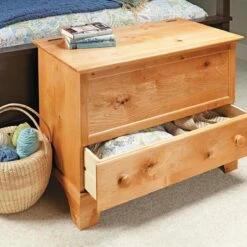Woodsmith Shaker-Style Blanket Chest Plan